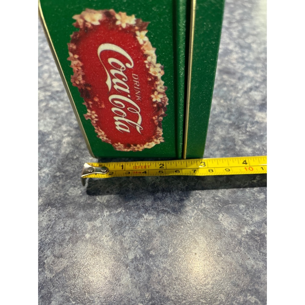 Vintage 2000 Coca-Cola Green Victorian Style Collectible Hinged Tin 6x4x3 - Picture 8 of 9